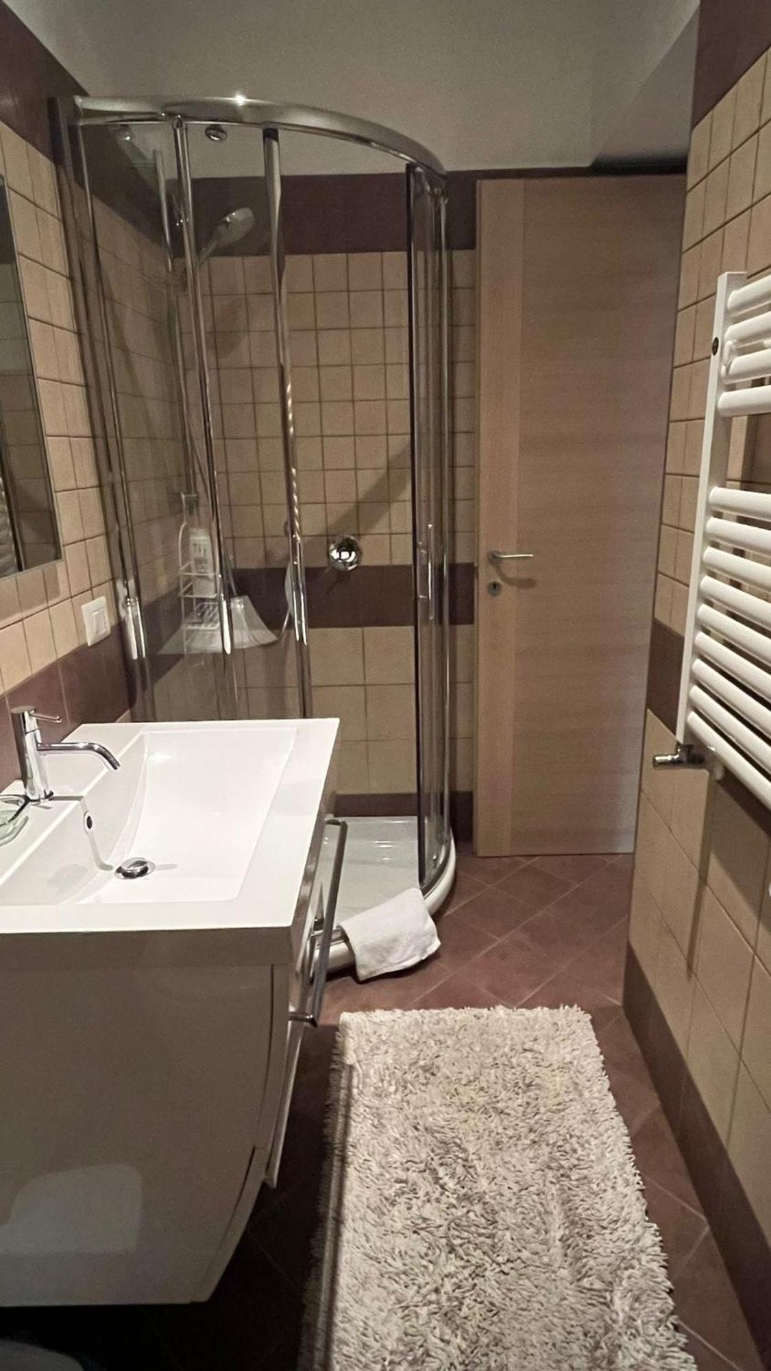 Dng House - Vatican 80 Square Рим Екстер'єр фото
